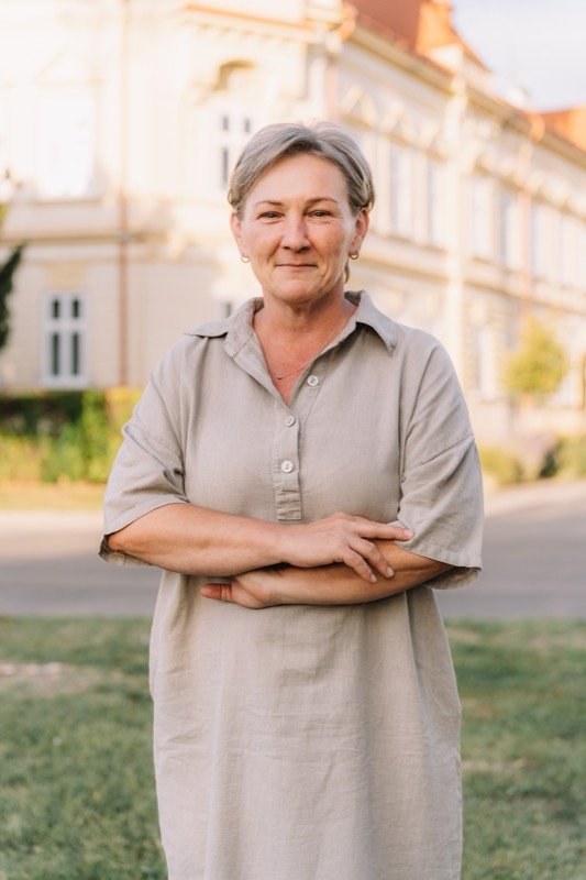 Dana Totíková — Kandidát